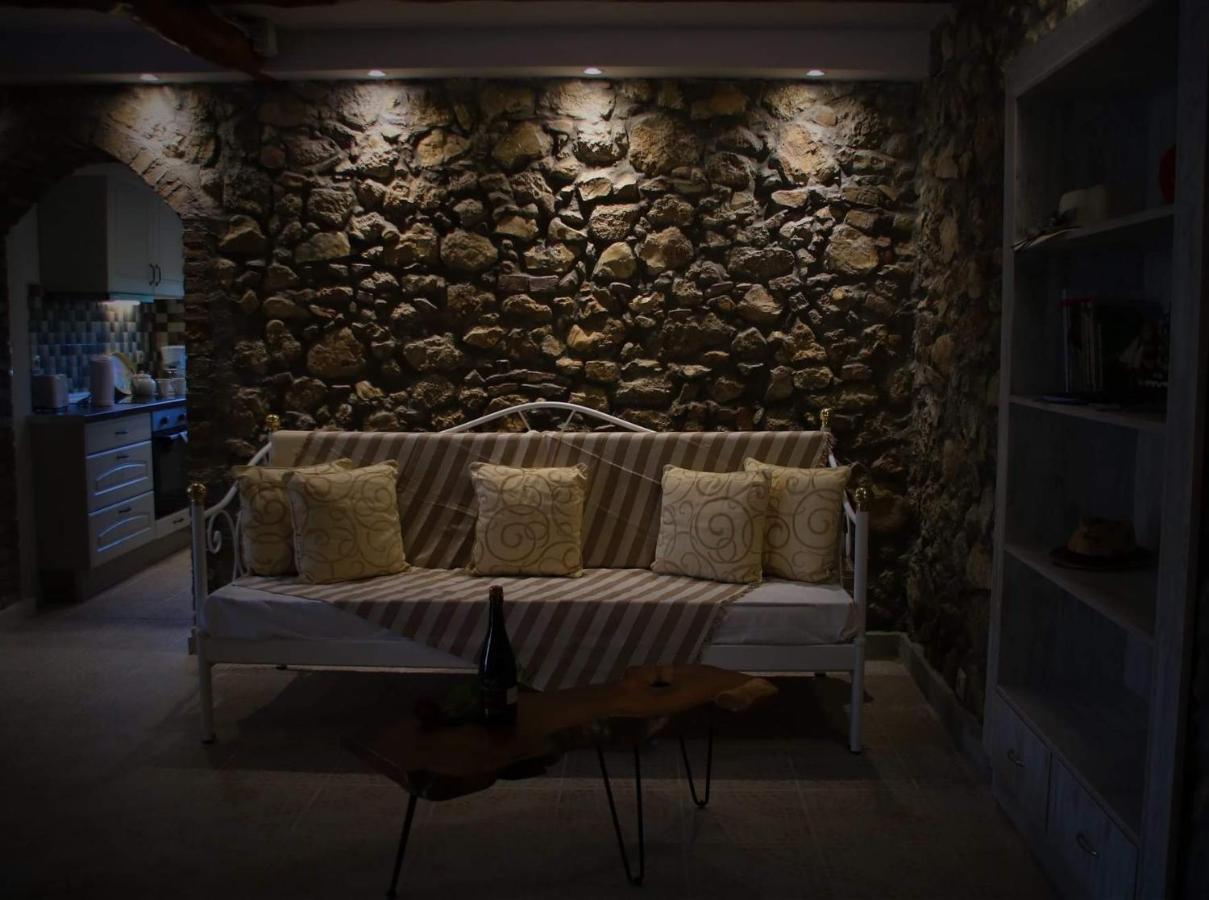 The Stone Suite Moraitika Exterior foto