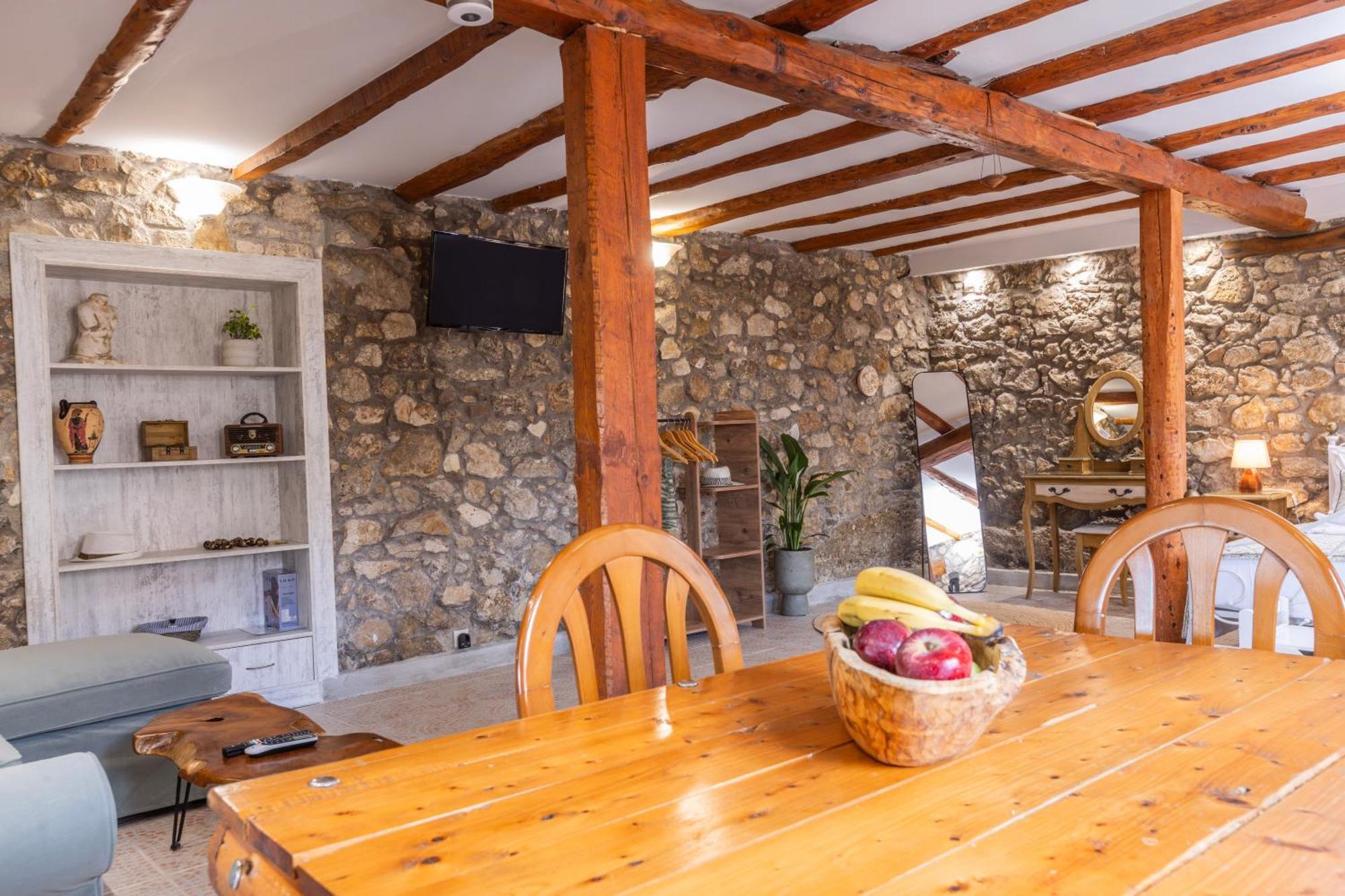 The Stone Suite Moraitika Exterior foto